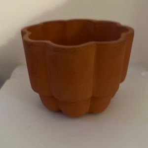 1924 Vintage terra cotta planter
